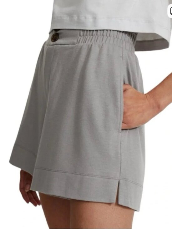 Varley Pants - Varley Henderson High Waisted Shorts size XS